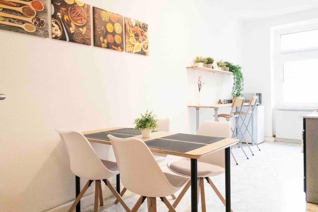 Top Moderne Wohnung In Leipziger Altbau - Netflix Inklusive Экстерьер фото