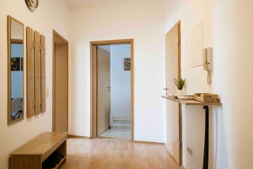 Top Moderne Wohnung In Leipziger Altbau - Netflix Inklusive Экстерьер фото